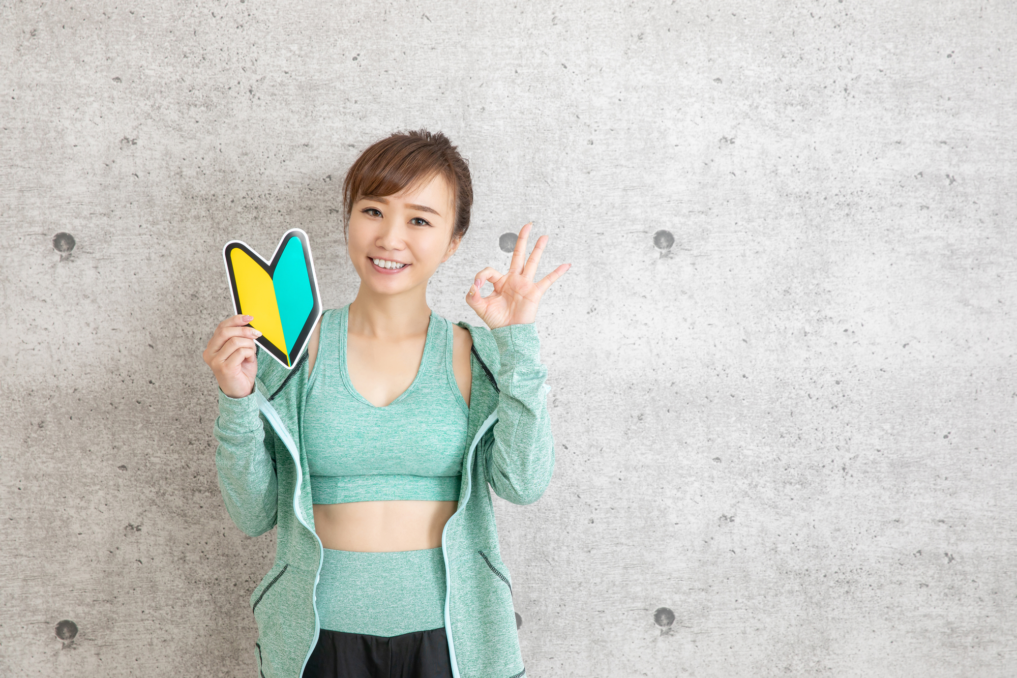 【ジム初心者向け】フリーウェイトエリアが恥ずかしい怖いという方の乗り越え方！